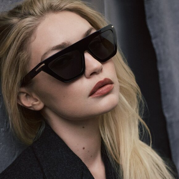 Hugo BOSS 1609/S 0807 MD Geometric Sunglasses - Black/Grey Blue Monogram main image 11